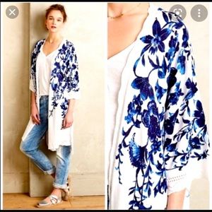 Anthropologie Knitted & Knotted blue floral Long cardigan size small